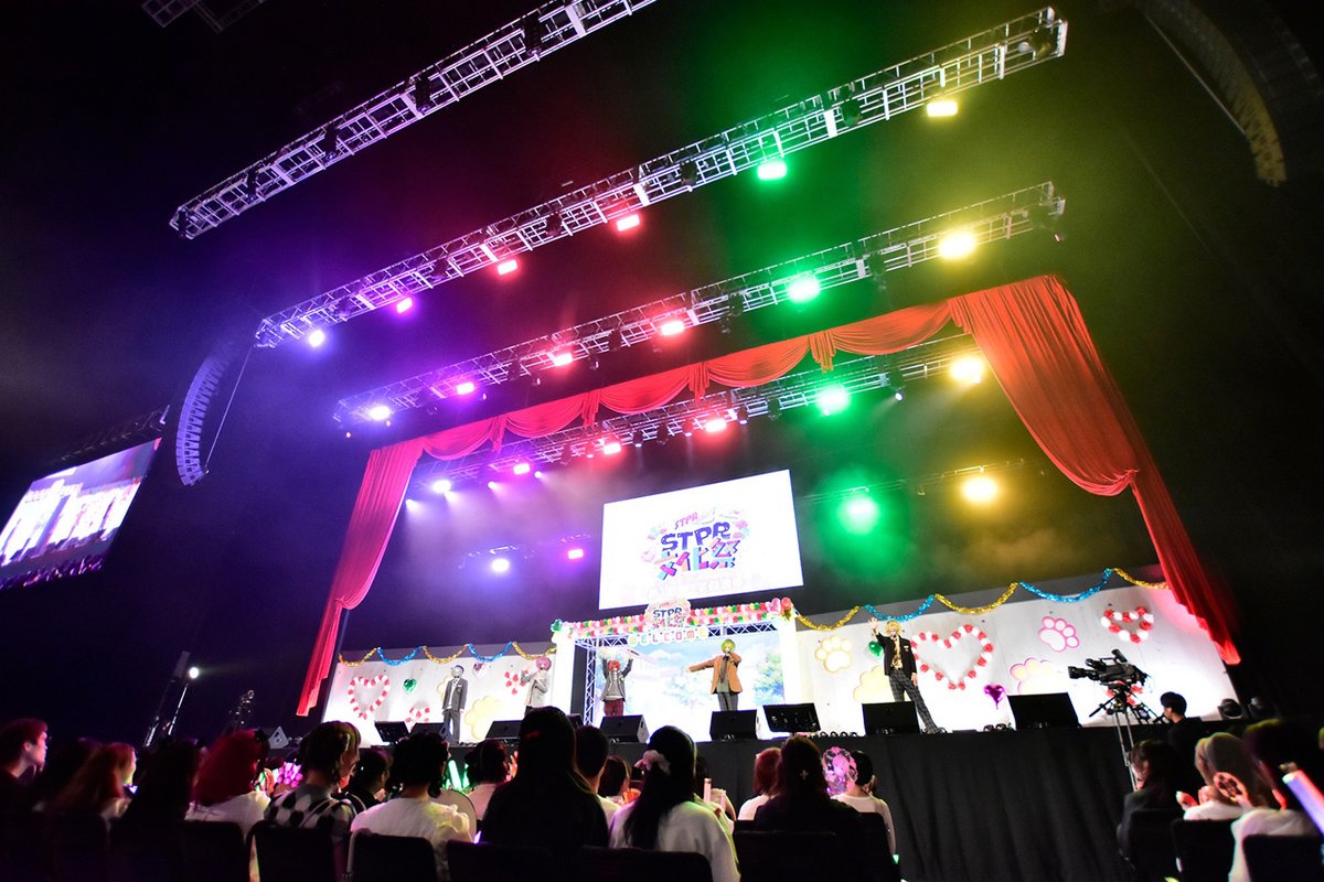edgelinetokyo's tweet photo. すとぷり・莉犬 てるとくん、ぷりっつ、メルト・ダ・テンシ、やなとと『STPR文化祭』開催 https://t.co/1jyEisffbV

公式レポート・写真6枚
公演後の5人のコメントも掲載
🄫文化放送
#STPRadio https://t.co/UVgBHr57na