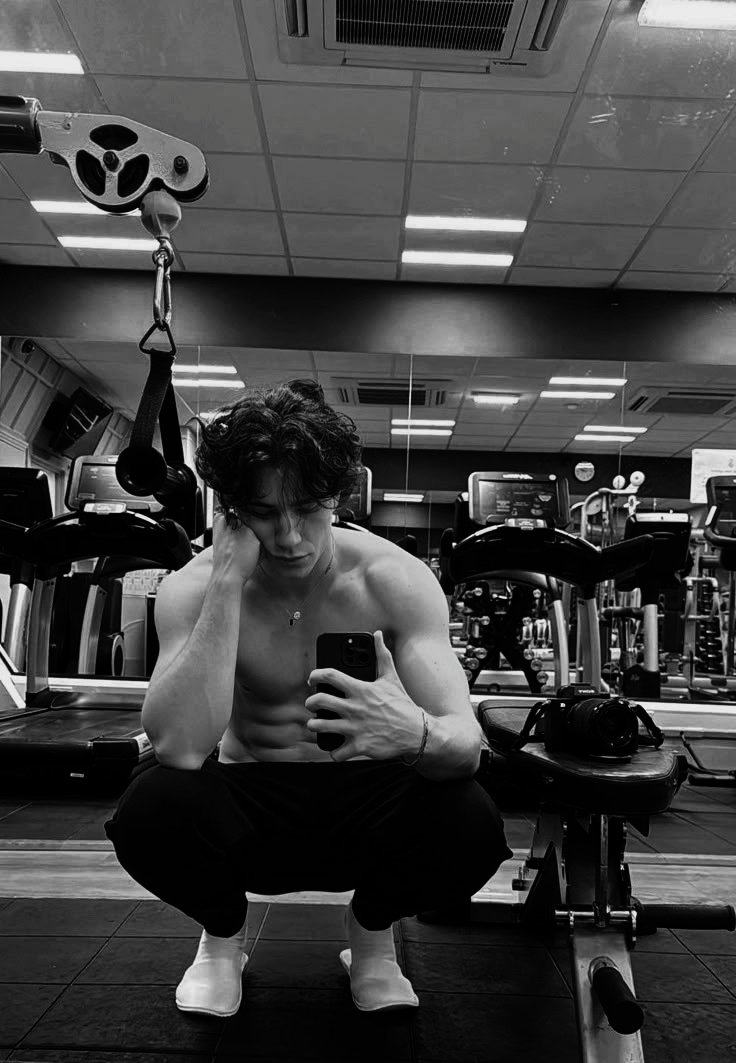 Bourbhon's tweet photo. Working out because we didn’t. https://t.co/Rc2xHiyY0O