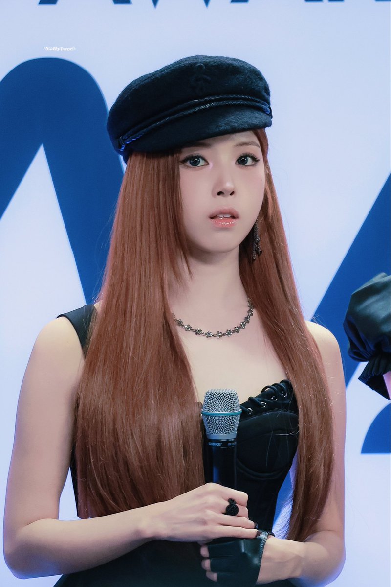Sylviaccc11's tweet photo. 260919

🖤🩶

#엔믹스 #지우 #JIWOO #NMIXX https://t.co/eRy2gM2fJg