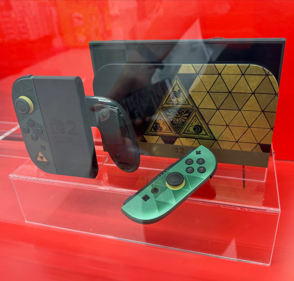 4amlaundry's tweet photo. Got to see the Legend of Zelda 40th anniversary special edition Switch 2 in person today, it’s beautiful! 

What do you think, worth the preorder? https://t.co/ssOfygNs0l