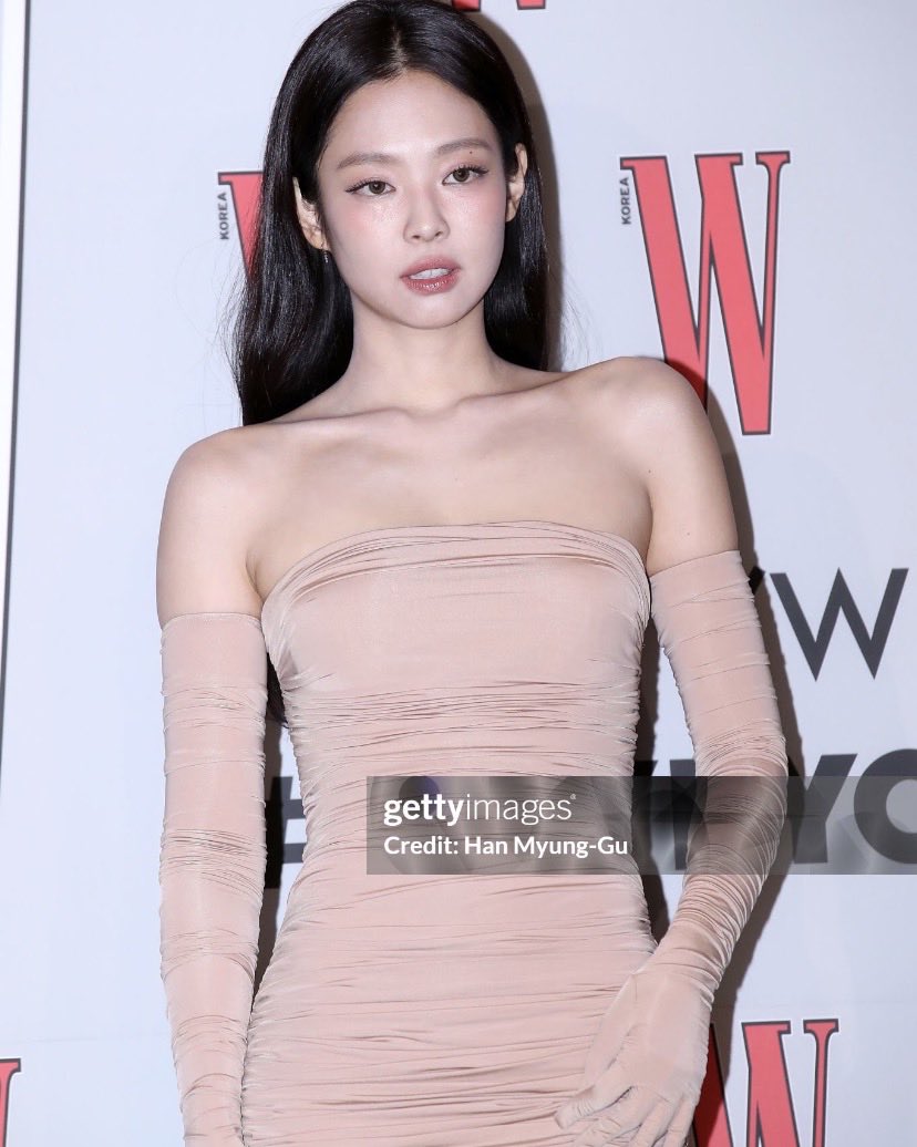 gorg_eousja's tweet photo. Jennie on Getty Images is a whole different level of gorgeous. She was MADE for the camera. https://t.co/JlsY5zLuWt