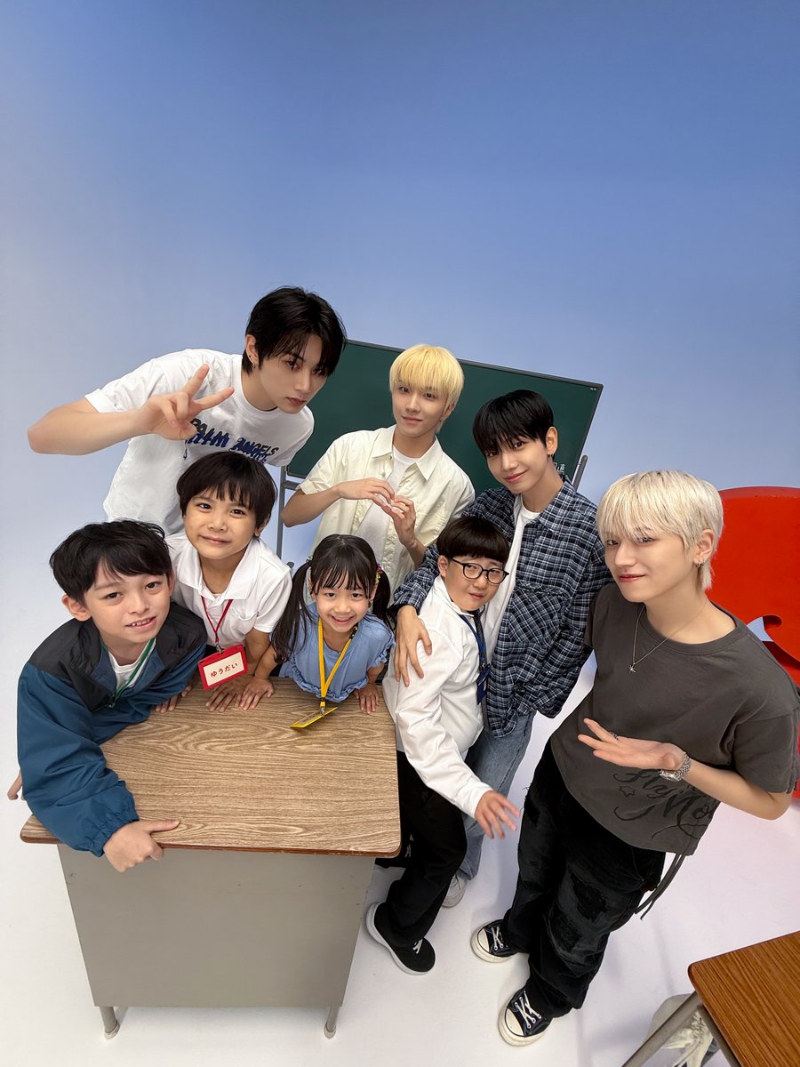 BOYNEXTDOOR_JP's tweet photo. 260922 YouTube『COCHO COCHO』🚪📸

第1回
🔗https://t.co/1cQ6VbhjxJ
第2回
🔗https://t.co/oqGxk9W2zW

#BOYNEXTDOOR #BND
#COCHOCOCHO
#BOYNOW #ボーイなう https://t.co/004cBDnHKh
