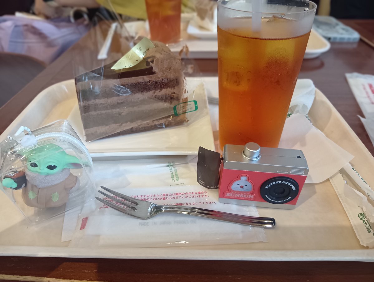 rinkyo66's tweet photo. 久々に皆揃って会えて嬉しかったな✨
お友達に三月君のカード交換してもらえて良かった😺ありがとうございます🙂‍↕️ https://t.co/Z8SIQ3tcCI