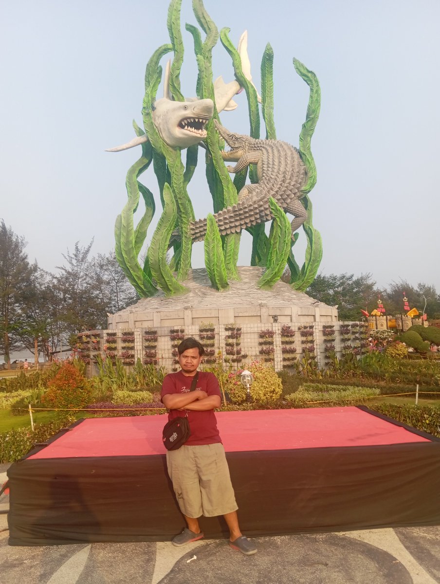 imasputra12's tweet photo. Selamat sore aku sepeda mini capek jauh ๐ฅต
Ini taman Suroboyo Kenjeran Surabaya timur ๐๐ฆ
#rezeki #bisu #tuli #taman #surabaya https://t.co/frFoLkLQfi