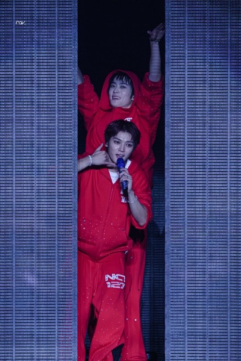 _valentyong's tweet photo. 🌹: klo ada apa apa telpon aja
🍑: AAAAAKU TAU NOMORNYAAAAAA AKU HAPAL NOMORNYA HAHAHHAA KOSONG SATU KOSONG— https://t.co/ScwVixXecx