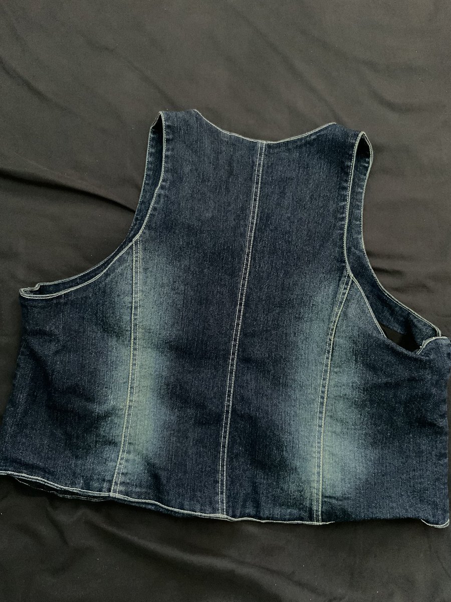 cocoaxiabutter's tweet photo. Brand : Merge
Price : 200
Size : XL
Material : Denim
Color : Indigo
Note : Used
#เสื้อผ้ามือสอง #เสื้อผ้ามือสองราคาถูก  #เสื้อผ้ามือสองสภาพดี #ส่งต่อเสื้อผ้ามือสอง  #ส่งต่อเสื้อผ้ามือ2 https://t.co/IPcFLSpMnL