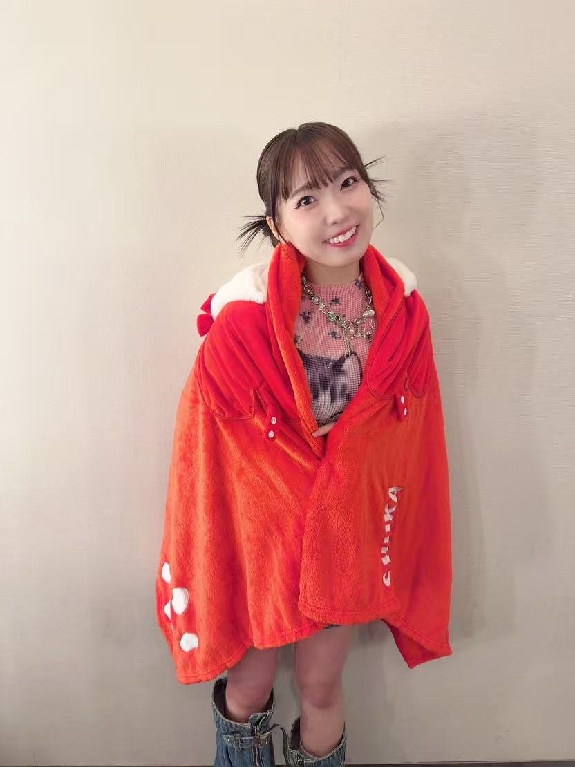 pineapplestutop's tweet photo. \事前通販販売中/
Saito Shuka Hong Kong Oneman Live 2026 ~IT'S SHUUU TIME～

クーラーブランゲットの実物写真を皆さんにお届けします！

事前販売は今日23:59（中国時間）まで！ぜひお気に入りのグッズをゲットしてください！

事前販売はこちら↓
https://t.co/S914c9rc4R

#斉藤朱夏香港LIVE https://t.co/HIMRCqgJZ4