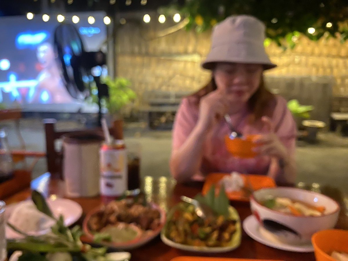 HugchaHugcha24's tweet photo. วันนี้มีโปรแกรม ไปไหนดี  #คู่แท้ #เสรีไทย #คู่ไม่แลก https://t.co/5Eh30HTFSk