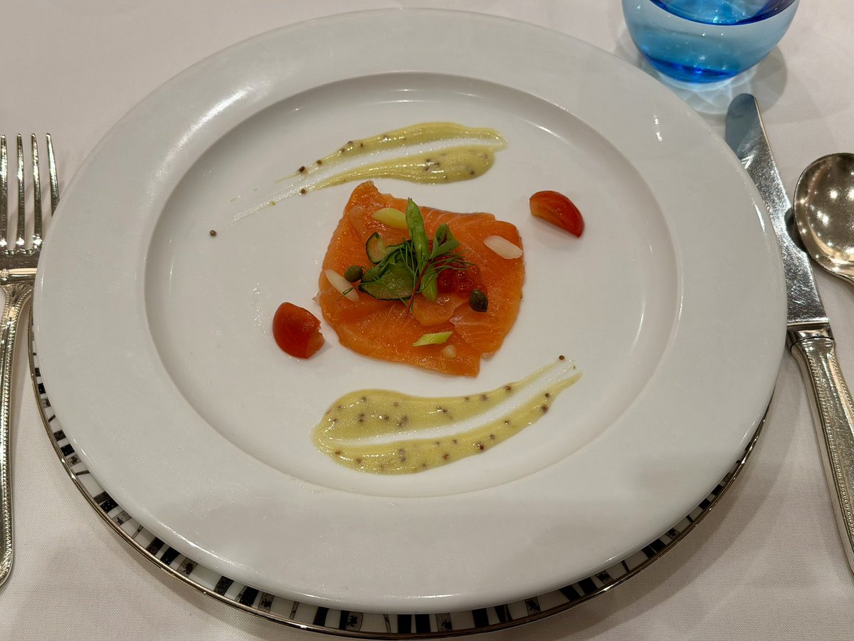 ss7_jal's tweet photo. #三井オーシャンフジ 
本日のフジのディナー
洋食も全然OK 
なんならにっぽん丸のサンクスディナーより良かった気がする https://t.co/C7sFBa27Nz
