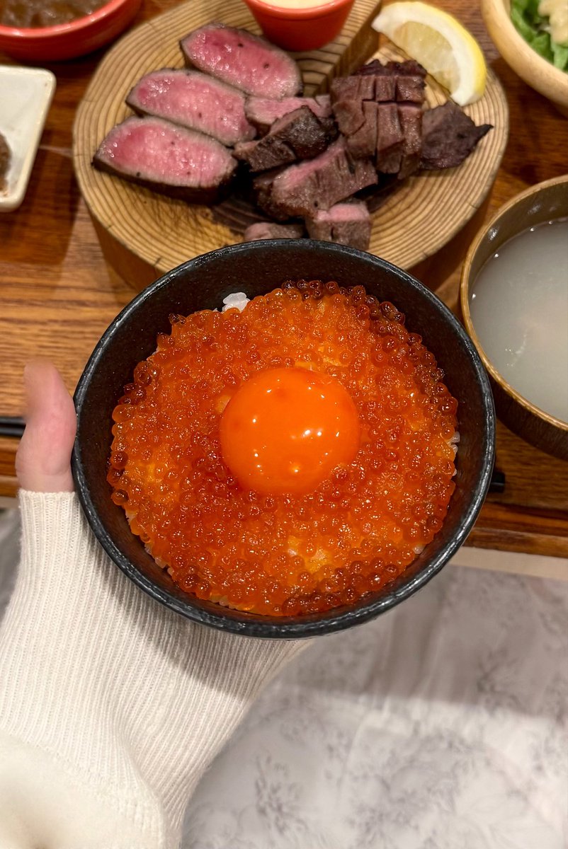 y3cfq's tweet photo. 📍牛たんの檸檬 渋谷店

いくら卵黄ご飯が食べたくて食べたくて来店しました😭✨✨✨✨お肉も柔らかくてスープとカレーも牛たんで幸せたくさん♩💖 https://t.co/uNYTxiTNzg