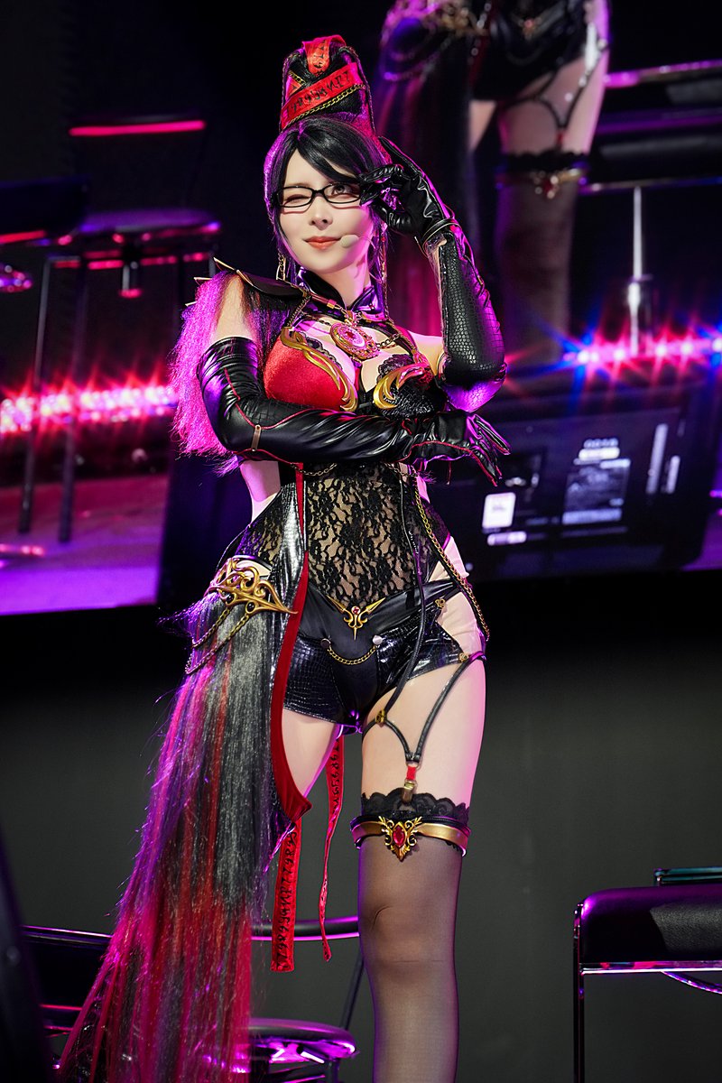 maaji_maji's tweet photo. 2026.09.20 東京ゲームショウ2026 
セガ・アトラスブース
Stellar Bladeスペシャルステージ
❏イヴ/ベヨネッタ衣装：天川星夏さん(@seika_ruru)  

本当にベヨネッタ衣装のクオリティ高い！！！
4Kで読み込んで細部まで見て欲しい！！！

#TGS2026 
#天川星夏 https://t.co/FUxWWQhH45