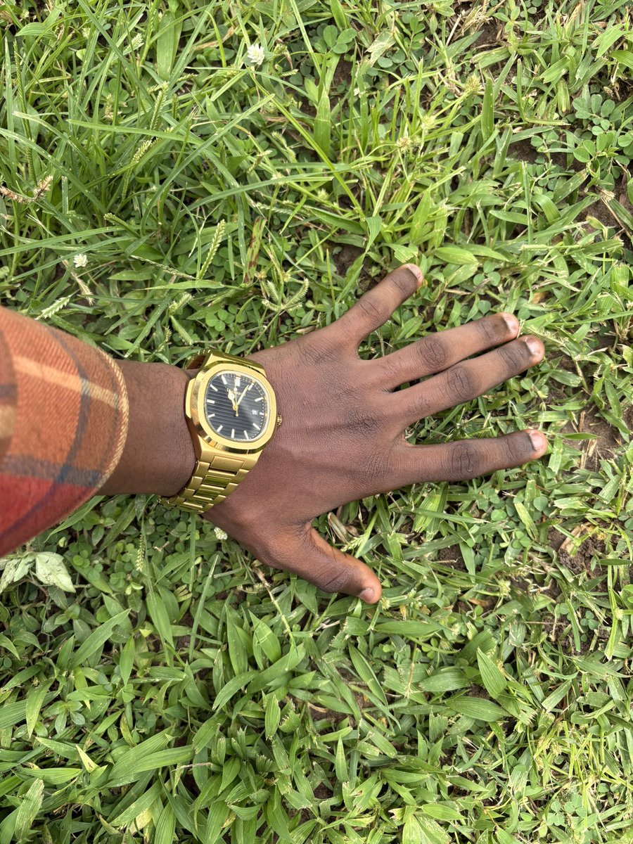Biggray_MOTION's tweet photo. GM CTNG!🤎

Happy Sunday Go to church,
Stay fresh and fit!

I’m touching grass!
Make sure to do the same 🤎😌

Can I get a Gm? https://t.co/eHr0NFSHUR