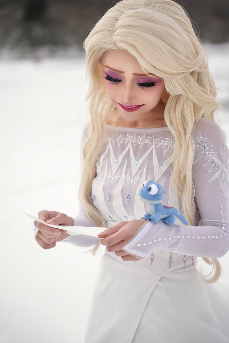 cyanbe_d_cos's tweet photo. ⚠D仮装⚠
   Frozen2/精霊エルサ

アナからの手紙

'
P:😎さん https://t.co/Rm88NKBKys