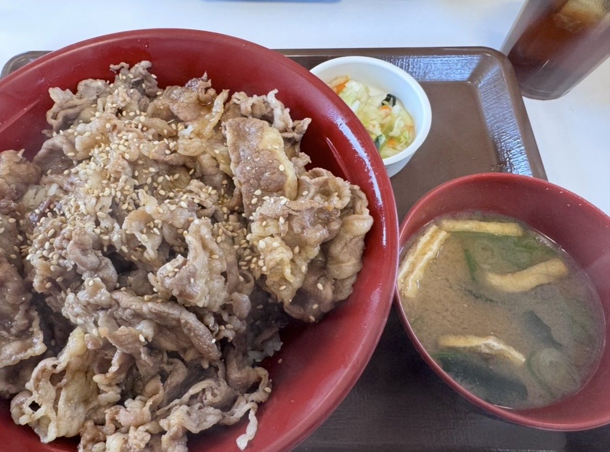 betsuaka1438840's tweet photo. 爆食期の再来🙄 https://t.co/jvOyjeY1t0