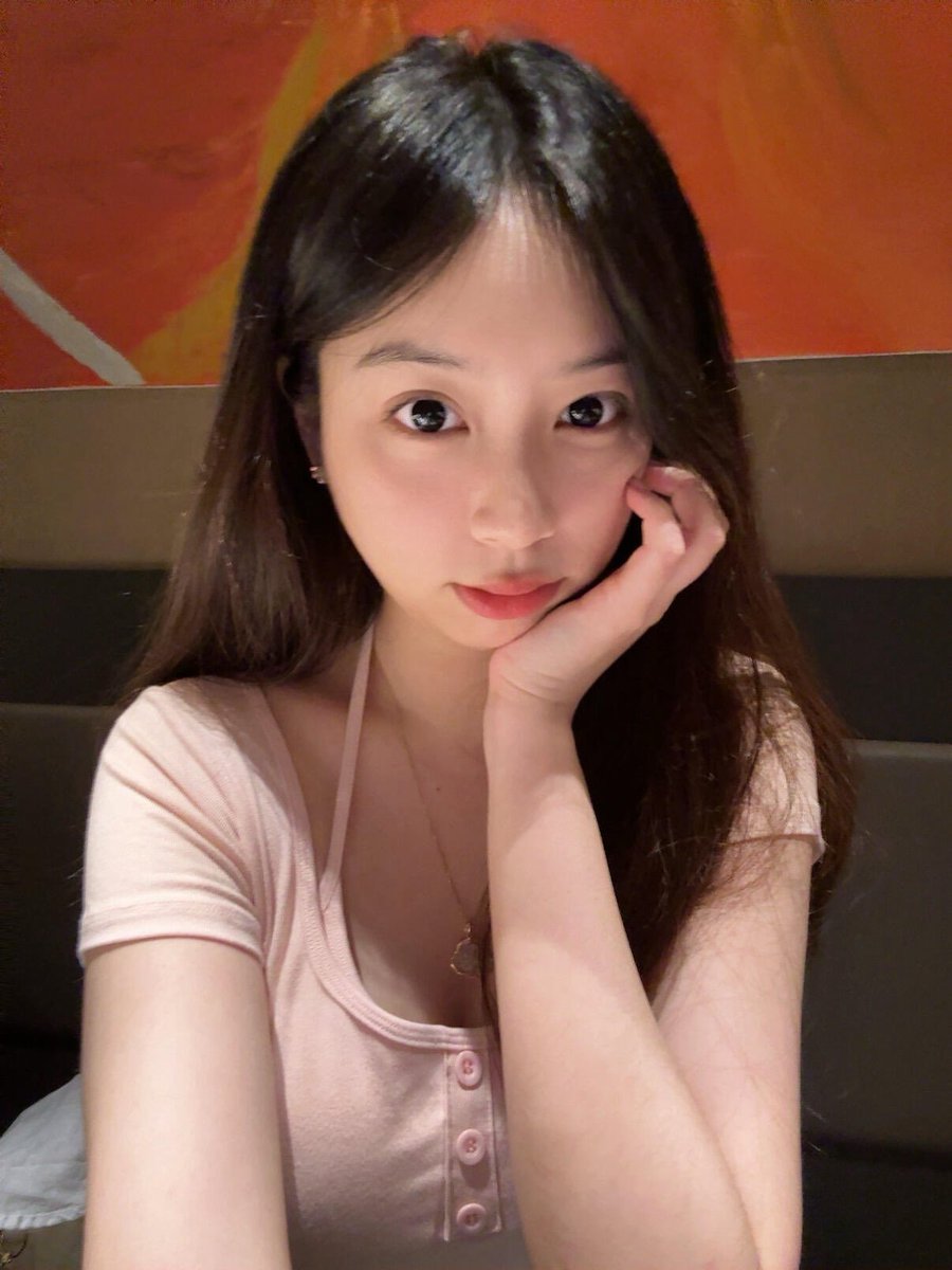 Ryantyy3's tweet photo. 快乐周末结束，明天元气满满的迎接周一 https://t.co/IU7aHlZlPh