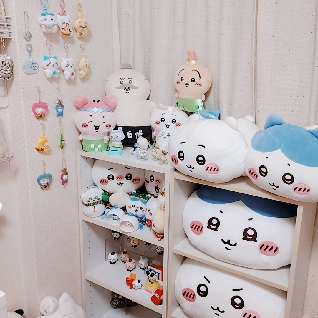 ponyu0501's tweet photo. ちい活はじめて1ヶ月のお部屋がこちら💸😇👍💕
 #ちいかわ
 #ちいかわ好きさんと繋がりたい https://t.co/9g0YogmD85