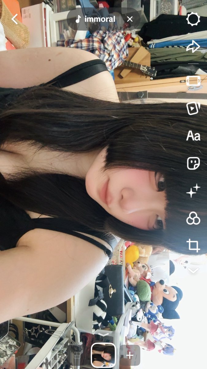 chillberry_89's tweet photo. メダゲーとか、秋葉原とか一緒に行ける人ほしい
ロン毛激求ㅠㅠ https://t.co/CynzkYNbpw