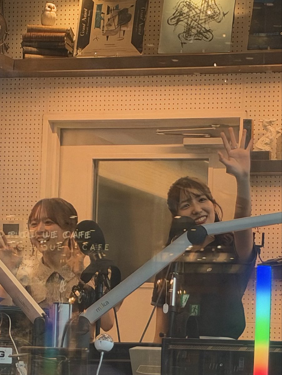 hogeta77's tweet photo. ロッキンより熱かった🙏

#AKB48
#下尾みう
#倉野尾成美
#AKB九州放送部
#ロッキン https://t.co/v9nnbOUzbr