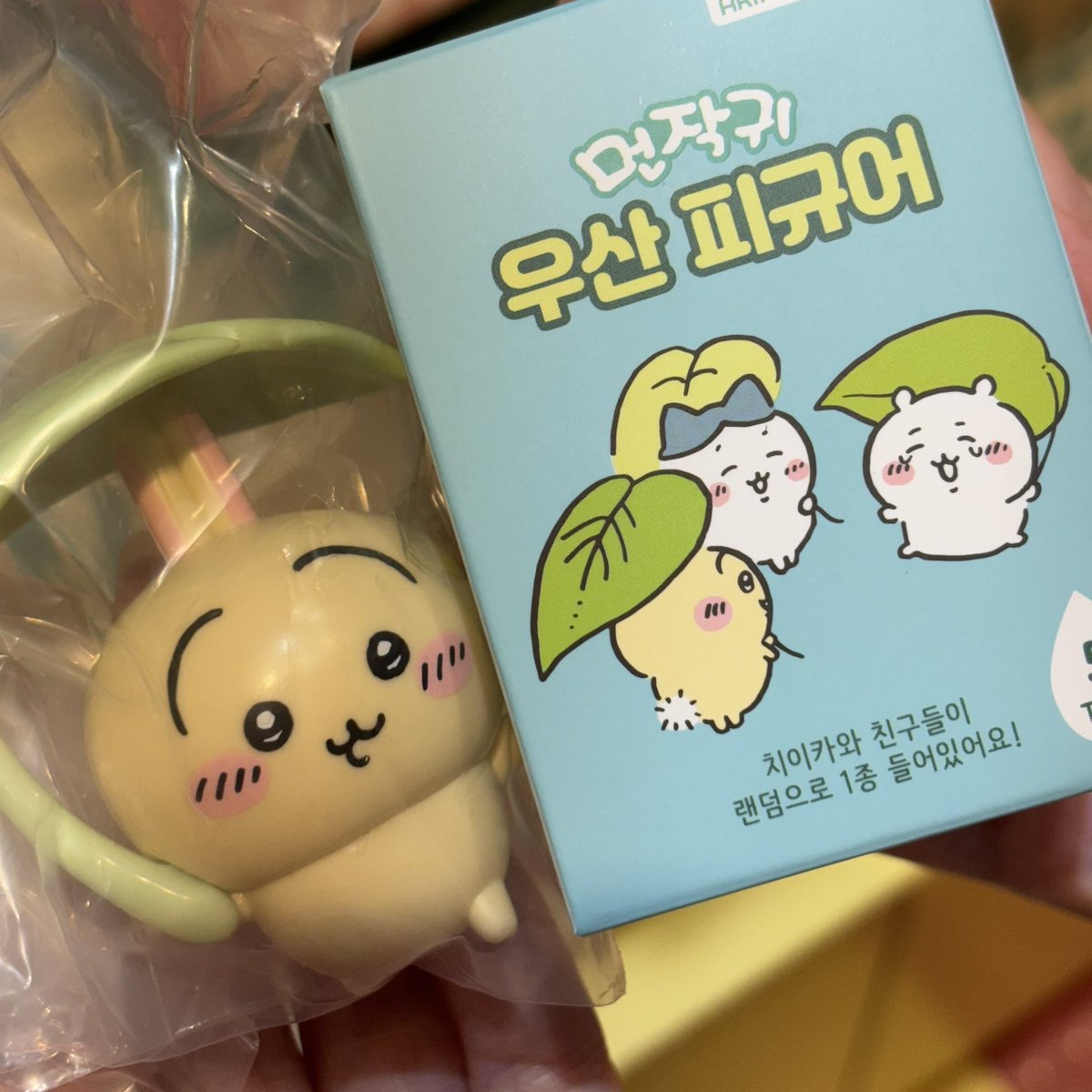 sellingsell01's tweet photo. 치이카와 우산 피규어 교환

저 : 하치와레, 우사기
님 : 모몽가

일괄교환 &amp; 판매 우대 / 판매 시 6,500원

먼작귀 우사기 쿠리만쥬

디엠 알림이 안 와서 옾챗으로 연락주세요. 

https://t.co/gJWE8jAzny https://t.co/lpH17mxV6F
