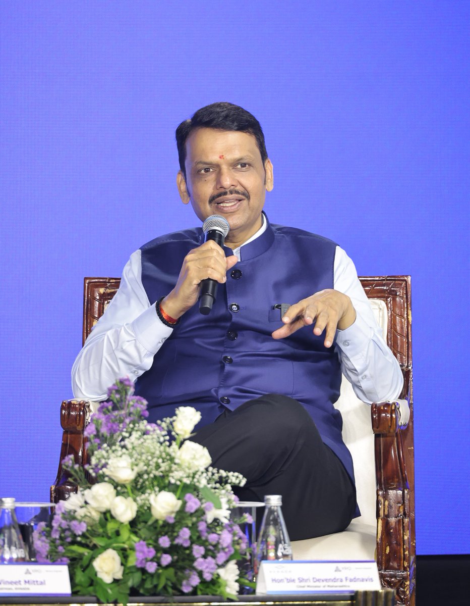 CMOMaharashtra's tweet photo. 🔸 CM Devendra Fadnavis in a 'Fireside Chat' with CEO of Avaada Group, Vineet Mittal.

🔸 मुख्यमंत्री देवेंद्र फडणवीस यांचा अवाडा ग्रुपचे सीईओ विनीत मित्तल यांच्यासोबत अनौपचारिक संवाद.

🔸 मुख्यमंत्री देवेंद्र फडणवीस इनका अवाडा ग्रुप के सीईओ विनीत मित्तल इनके साथ अनौपचारिक संवाद।

🕛 12 noon | 20-9-2026📍Nagpur | दु. १२ वा. | २०-९-२०२६📍नागपूर.

@Dev_Fadnavis @TheVineetMittal @avaadagroup
#Maharashtra #DevendraFadnavis #Nagpur