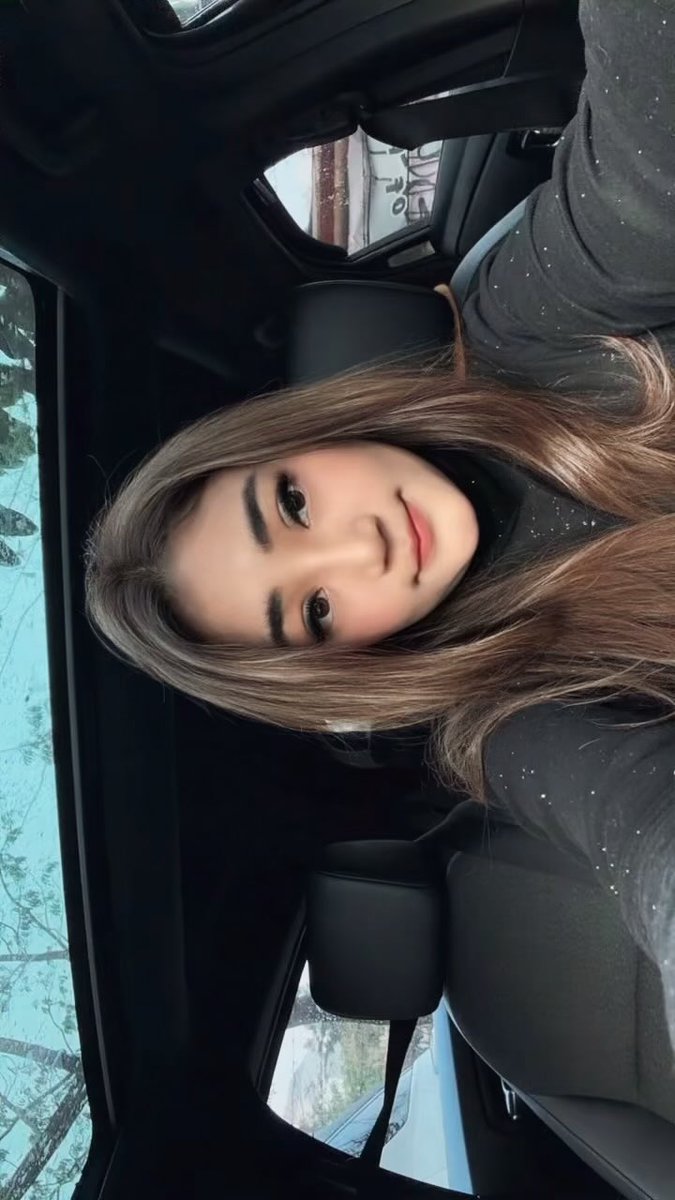 cutvanessaa's tweet photo. jangan dibalik https://t.co/b2cbXsev0s