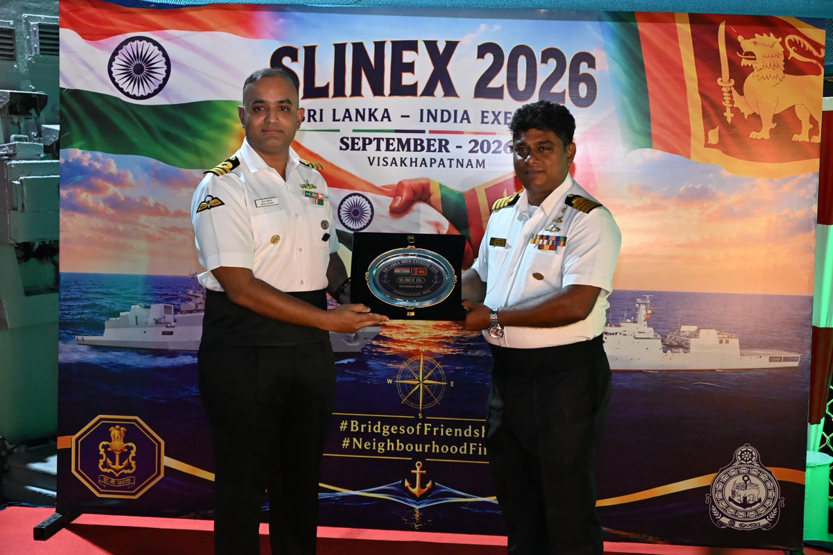 indiannavy's tweet photo. Sri Lanka Naval Ship Sindurala arrived at Visakhapatnam for the 13th edition of bilateral exercise #SLINEX26, scheduled from 17–21 Sep 26.

#SLINEX26 reaffirms the enduring 🇮🇳–🇱🇰 maritime partnership and shared commitment to a secure #IndianOceanRegion.

#MAHASAGAR 
#NeighbourhoodFirst
#BridgesofFriendship 

@srilanka_navy @IN_HQENC 
@SpokespersonMoD 

https://t.co/MPbYtrF09T