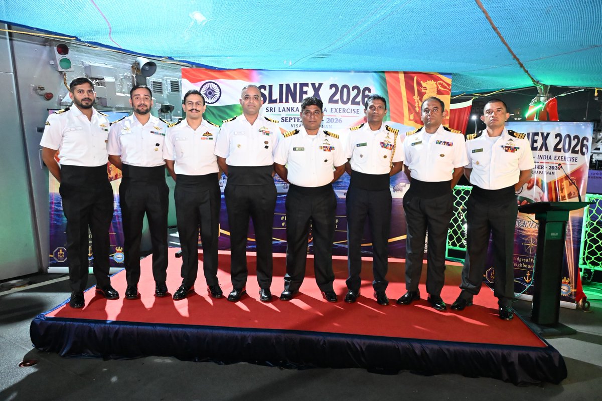 indiannavy's tweet photo. Sri Lanka Naval Ship Sindurala arrived at Visakhapatnam for the 13th edition of bilateral exercise #SLINEX26, scheduled from 17–21 Sep 26.

#SLINEX26 reaffirms the enduring 🇮🇳–🇱🇰 maritime partnership and shared commitment to a secure #IndianOceanRegion.

#MAHASAGAR 
#NeighbourhoodFirst
#BridgesofFriendship 

@srilanka_navy @IN_HQENC 
@SpokespersonMoD 

https://t.co/MPbYtrF09T