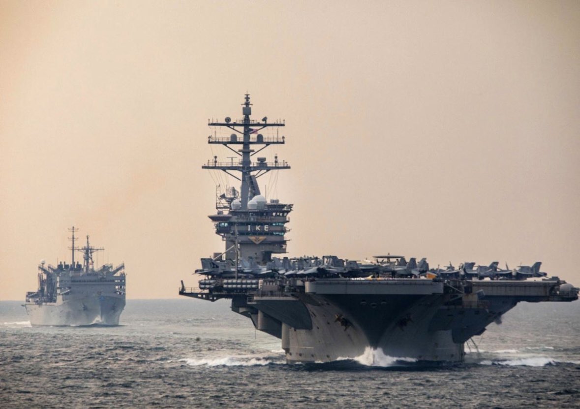 StratejikGn's tweet photo. 🔴 CNN: ABD, HUSİLERE KARŞI GENİŞ ÇAPLI ASKERİ OPERASYONU DEĞERLENDİRİYOR

CNN’e göre ABD, Husilerin Suudi Arabistan’a yönelik saldırılarının ardından Yemen’de geniş çaplı bir askeri operasyon seçeneğini değerlendiriyor.

ABD’li yetkililerin askeri seçenekleri görüşmek üzere Camp David’de bir araya geldiği belirtildi.