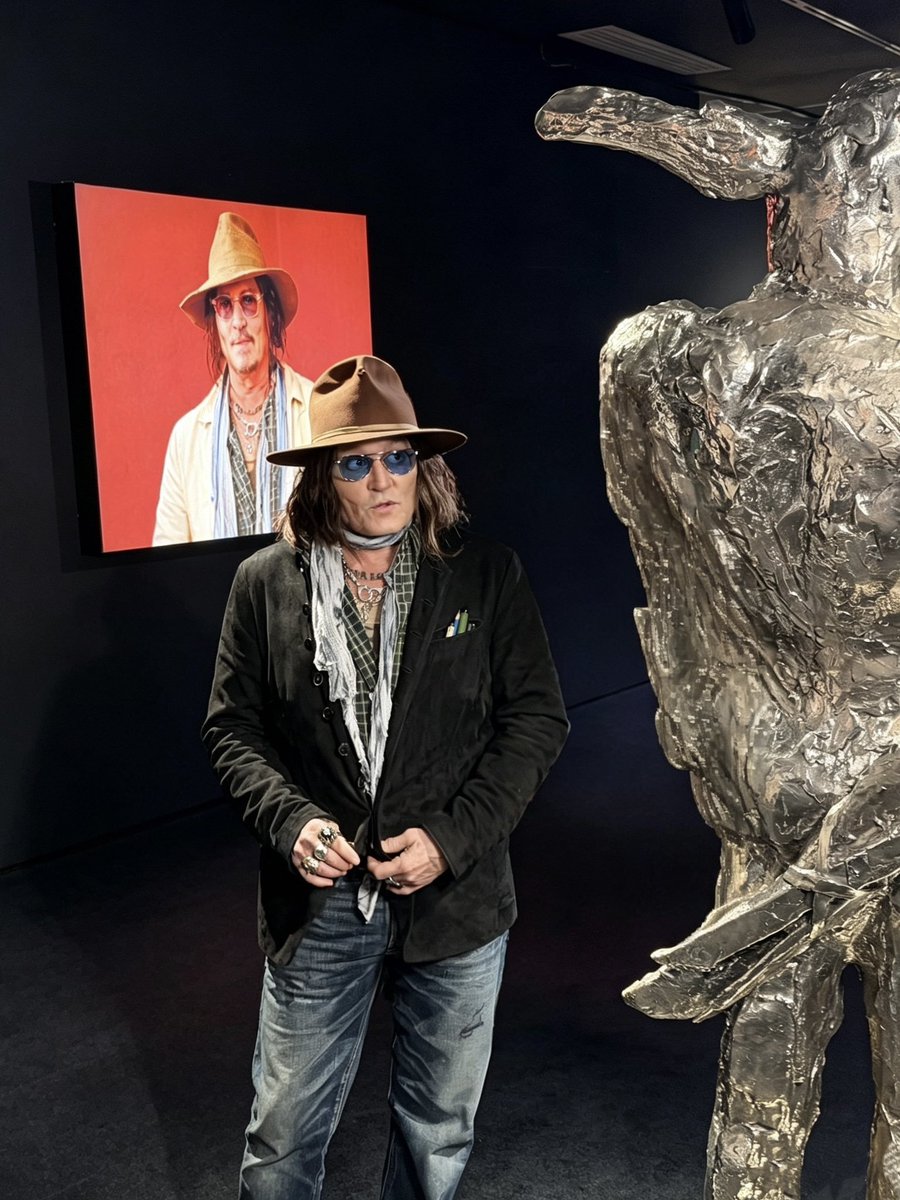 JohnnyDeppew1c's tweet photo. When the art starts looking more like you than you do. 🎨🖤 Welcome into my world—A Bunch of Stuff and Figures of the Fringe. A collection of imagination, instinct, and pieces of the person behind the art. https://t.co/k9sNPPeWgr