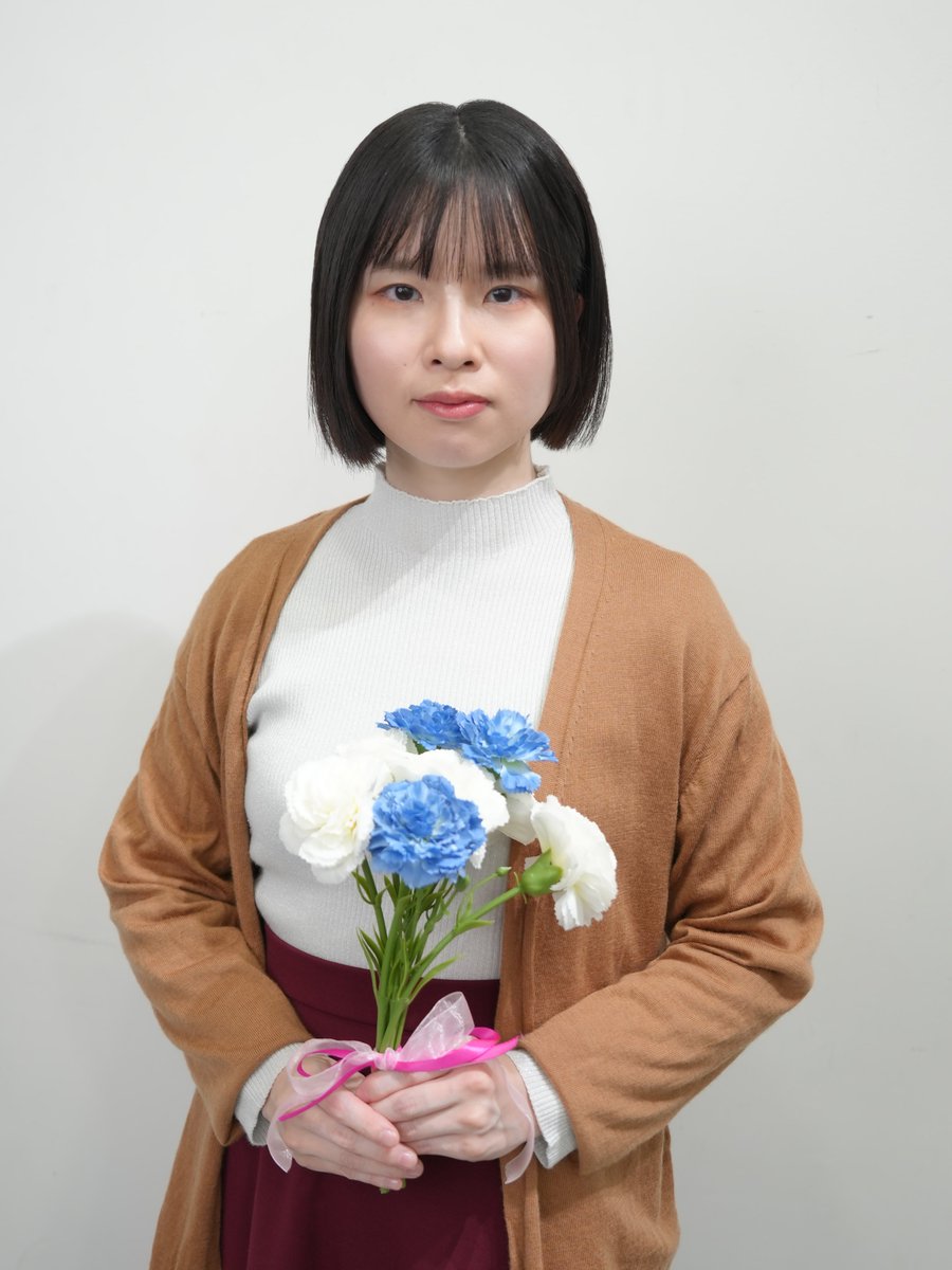 1000badend's tweet photo. 【ビジュアル公開第一弾！】
◆ケイ
1000年後の時代に生きる本が好きな女性。病気で母親を���くしている。
#1000年後のバッドエンド https://t.co/tER6Wmpx54