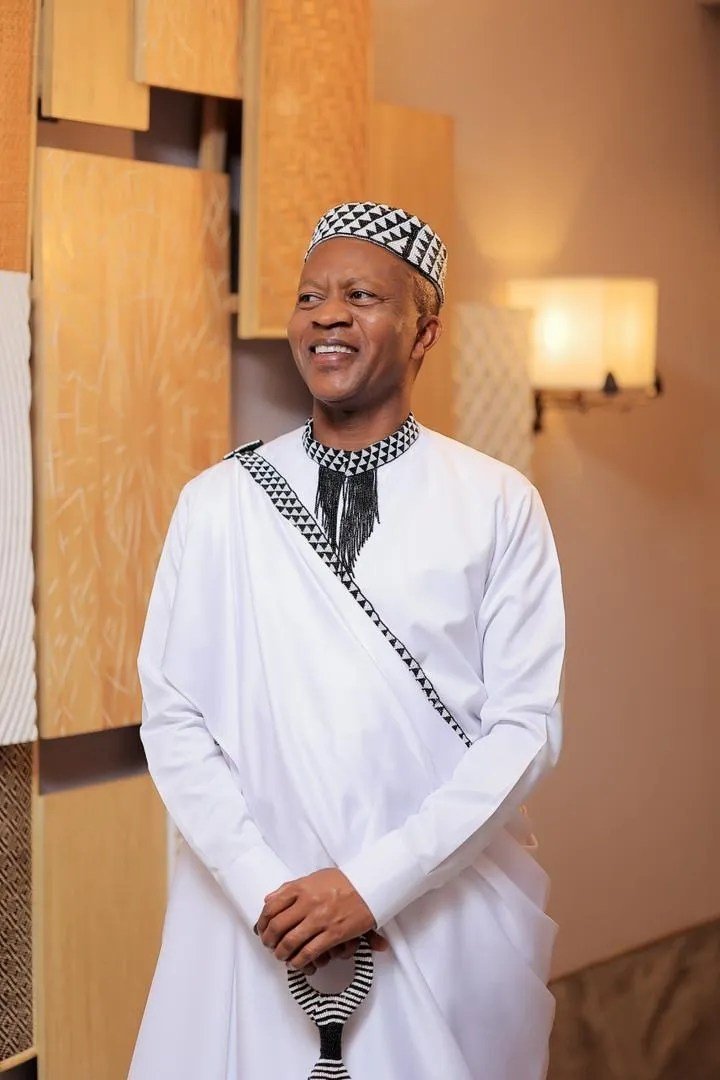 MBU's tweet photo. Frank Gashumba has called for a balance between building wealth and enjoying life. 

Details: https://t.co/dp7dyOQZCQ https://t.co/kQtDvPot17