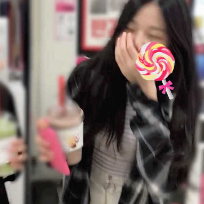 twinkling0831's tweet photo. 데뷔한지 8년이 됐는데 아직 이런 모먼트 나오는 여자 좋아합니다 https://t.co/OhsrcuLV1B