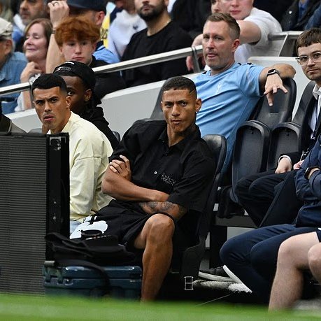 MailSport's tweet photo. Tottenham outcast Richarlison sends pointed message to club just hours after Spurs' latest Premier League defeat👀 https://t.co/W449cNjvAq