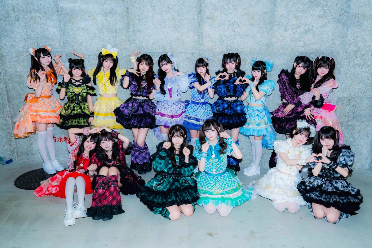 nyanyaacc's tweet photo. RT @iLiFE_official: iMiN!デビューおめでとう❤︎
また大切な妹ちゃんが増えました🎀

#iLiFE https://t.co/3QtdgDBMy3