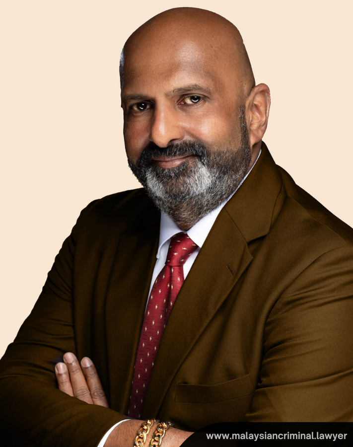 NewsBFM's tweet photo. Criminal lawyer N. Sivananthan said Najib Razak’s conditional pardon, allowing him to serve the rest of his SRC International sentence under house arrest, is the first of its kind in Malaysia.

He said prisoners had previously only been moved to alternative locations outside prison on health grounds, NST reports.

https://t.co/mqxAVd1XSU

🧵1