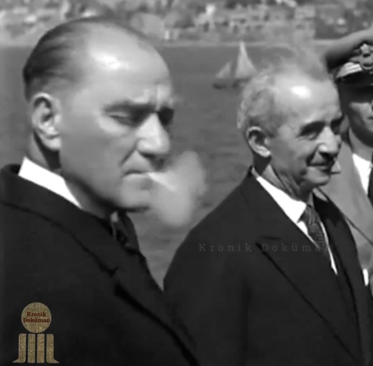 onur_1283's tweet photo. Reisicumhur ve Başvekil. (1934) https://t.co/rNXCabxRLS