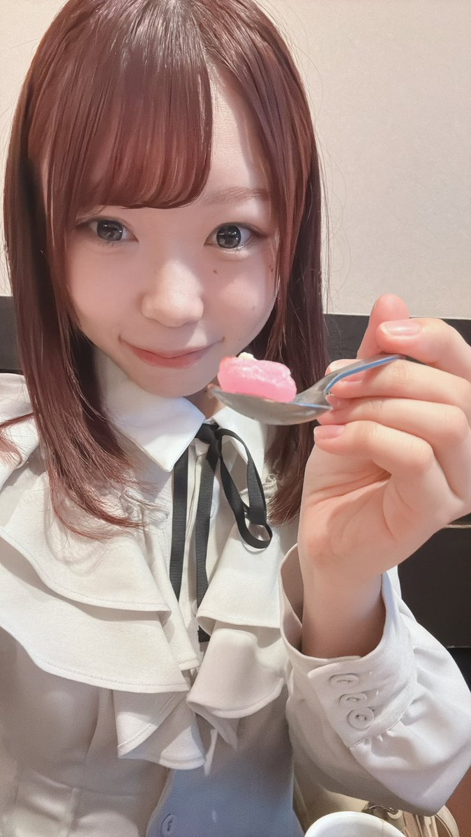 bluegreen_hono's tweet photo. 八千代市立郷土博物館さんでレポートさせて頂きました🕰️
びっくりな展示が沢山ですので、ぜひ足を運んで頂けたらとても嬉しいです🩷
沢山の質問にも丁寧に答えて頂きありがとうございました！
ぶるぐりちゃんねるで近日公開予定です♪
お仕事終わりには美味しいあんみつを頂きました(*^▽^*) https://t.co/XZ69yFpU5W