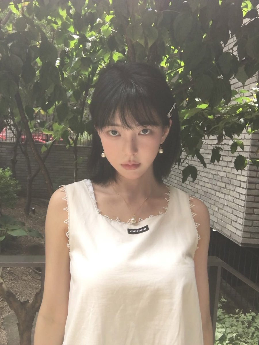 xonsoo's tweet photo. ❥... 𝑤𝘩𝑖𝑡𝑒  𝑝𝑟𝑖𝑛𝑐𝑒𝑠𝑠 https://t.co/vpF67SPKxb