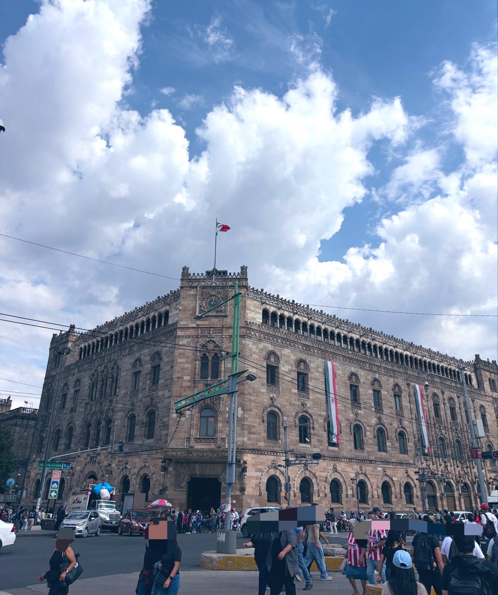 ANA2025DIA's tweet photo. 🇲🇽メキシコ郵便局 Palacio Postal
📍メキシコシティ

「世界一美しい郵便局」
そんな通称に恥じず美しく豪華絢爛😊

1907年建築の建物は大理石が多用されていて宮殿みたいです✨ https://t.co/r0sFgYopf6