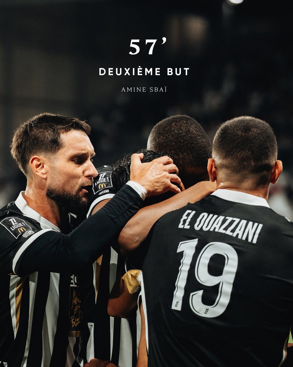 AngersSCO's tweet photo. Le fil du match de notre 𝐩𝐫𝐞𝐦𝐢𝐞̀𝐫𝐞 𝐯𝐢𝐜𝐭𝐨𝐢𝐫𝐞 𝐚̀ 𝐑𝐚𝐲𝐦𝐨𝐧𝐝-𝐊𝐨𝐩𝐚 ! 🎞️ https://t.co/q7OKzdxPsw