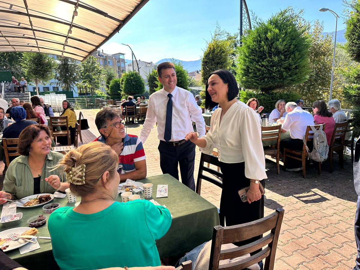 ilkekarabacak_'s tweet photo. 📍Cide

Cide İlçe Başkanımız Özgür Bağ’ın ev sahipliğinde düzenlenen dayanışma kahvaltısında yol arkadaşlarımızla bir araya geldik.

Aynı sofrayı paylaşmanın, aynı heyecanı büyütmenin verdiği güçle; Cide’miz ve Kastamonu’muz için hep birlikte çalışmaya devam edeceğiz.

Bu güzel buluşmaya emek veren ve katılan tüm yol arkadaşlarımıza gönülden teşekkür ediyorum.