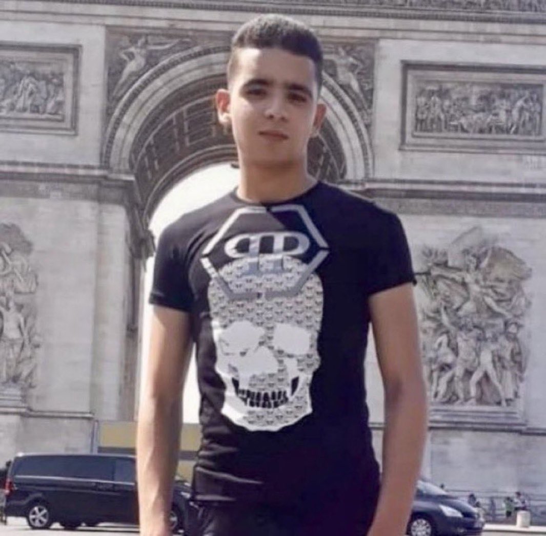 Motard8559's tweet photo. Este Marroquí Violó por 1@ vez con 17 años.
Ahora ha vuelto a Violar y Asesinar con 24 años.
Marruecos 🇲🇦 nos está enviando a sus Delincuentes, Vagos y Traficantes de Drogas.
Los Políticos que nos Gobiernan lo están fomentando.🤨🇪🇸 https://t.co/fctHSN2nrc