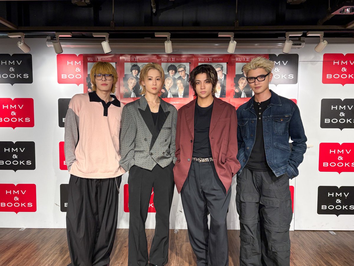 WOLFHOWLHARMONY's tweet photo. 2026.9.20
WOLF HOWL HARMONY 
OFFICIAL ARTIST BOOK発売記念イベント
-TOKYO-

Thank you!!

🔗https://t.co/qfOo2ulTu0

#WOLFHOWLHARMONY #WHH https://t.co/wQyahpmG9t
