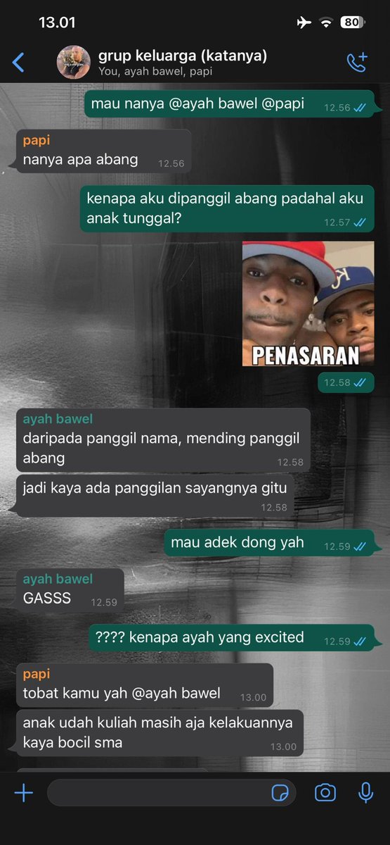 ssunflowerq's tweet photo. ─ dewtee renjin few tweets au. 

Renjin's life as anak tunggal kaya raya. https://t.co/1zLOuMv1GU