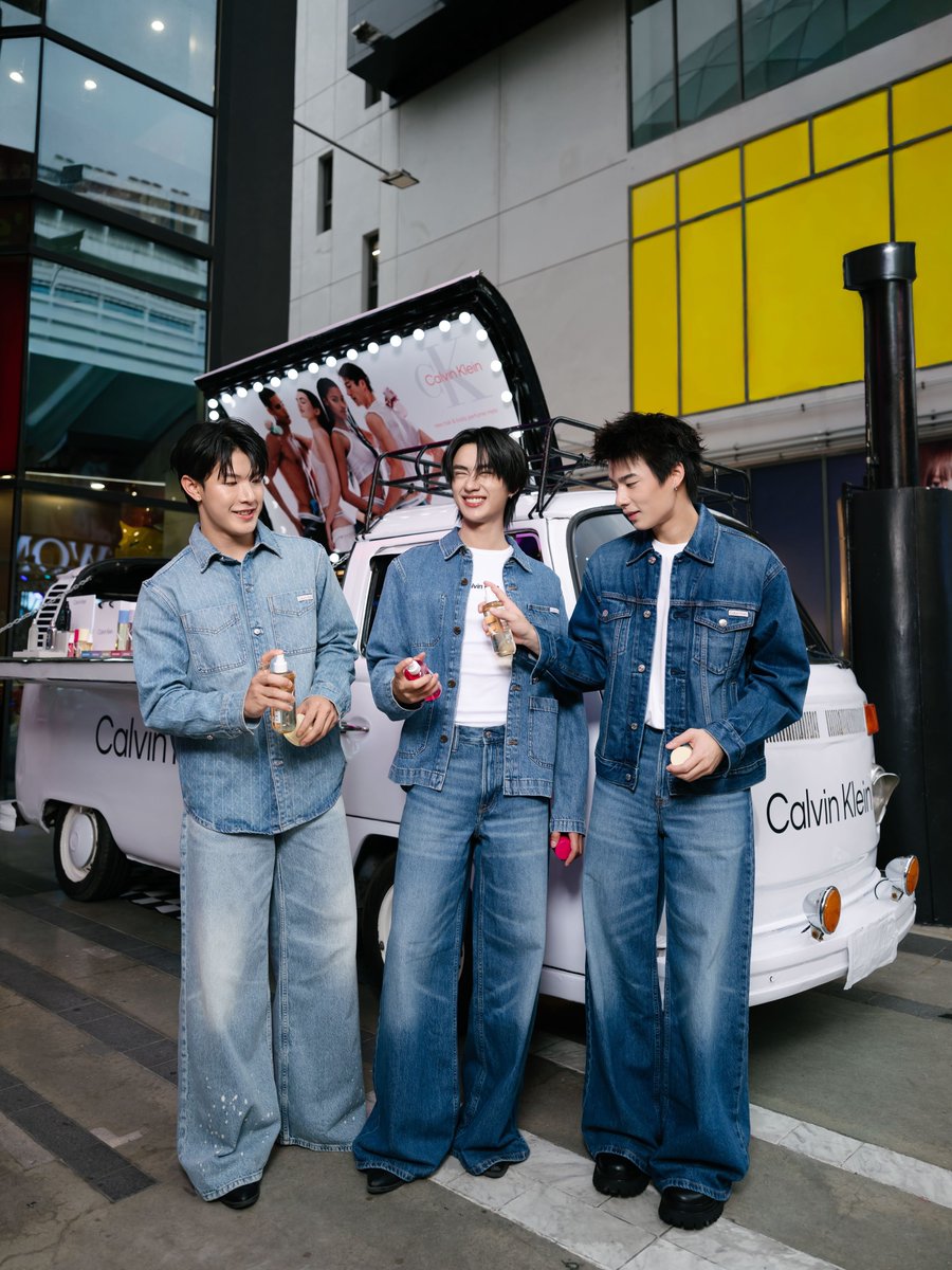 JANUS_Record's tweet photo. IG | POST UPDATE : jrx.vvv
‘ 🤍 ’
#JANUS_VVV #VVV_TRIPLEV
#CKMists #CalvinKleinFragrances #CalvinKleinTH
#JANUSRecord https://t.co/JulU6YhIts