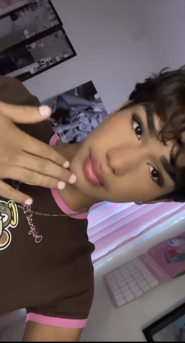 P1nklyprincess0's tweet photo. 🩰🧁🦢 https://t.co/OKGBWZWcbT