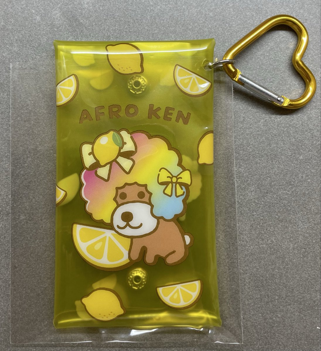 popo__7_'s tweet photo. サンエックスユニバース カラビナ付きクリアポーチ 交換

【譲】
アフロ犬

【求】
リラックマ、コリラックマ

福岡市内（天神、博多など）手渡し希望
���気軽にお声掛け下さい https://t.co/vITTdeJ2B5
