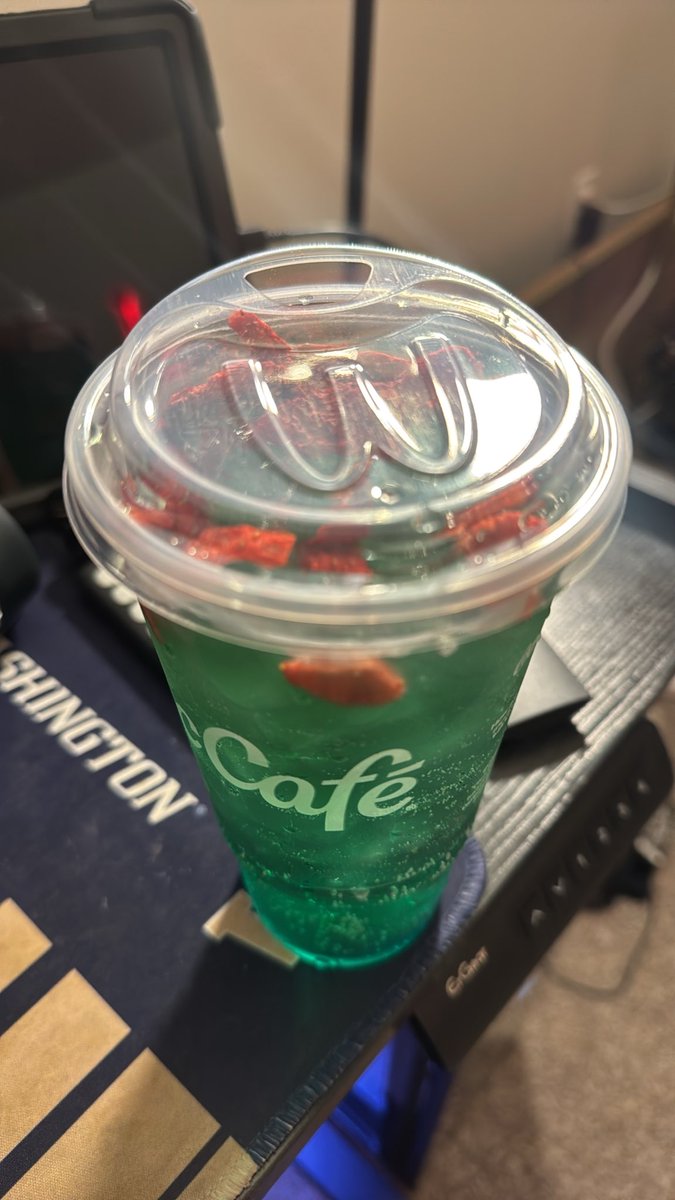DebugTheDay's tweet photo. @McDonalds is this how your employees are trained on how to mix the @redbull Dragonberry Energizer drink? I don’t even think they put any redbull in here smh https://t.co/XC5DRTxJSC