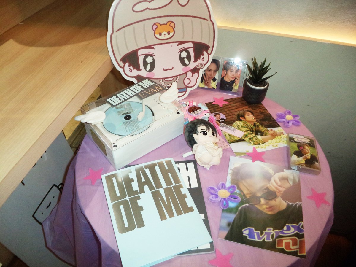 crullypear's tweet photo. @EV01STUDI0 terimakasii event nyaa kak ( ◜‿◝ )♡
#EternalBloom #BloomBeyondForEVER #evan #ever #evermain #EV01STUDIO #heeseung https://t.co/TrtF0KAutM