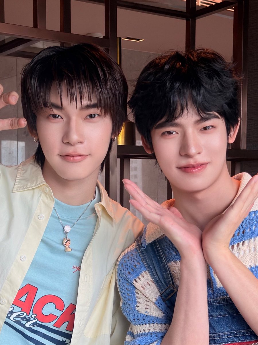 marliipor's tweet photo. โคฟเปนจ๋ายปิ๊กก็ไม่บอก ฮี่ ๆๆๆๆๆๆๆ 😬 5555 https://t.co/gtl3xaUYJt